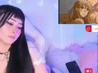 Mikuru28's Live Sex Cam Show