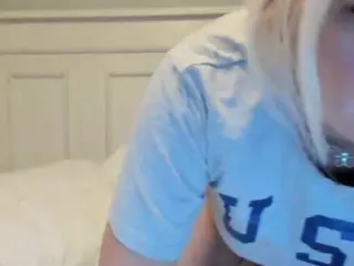 lisalovexxx's Live Sex Cam Show