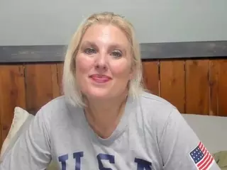 lisalovexxx's Live Sex Cam Show