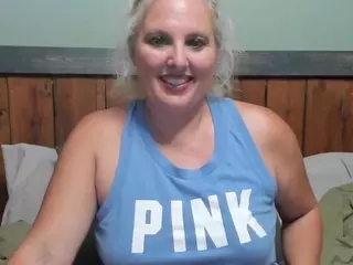 lisalovexxx's Live Sex Cam Show