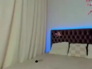 EllaMayers's Live Sex Cam Show