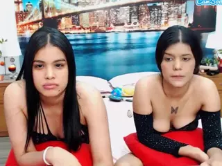 MishellFolk's Live Sex Cam Show