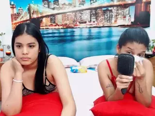 MishellFolk's Live Sex Cam Show