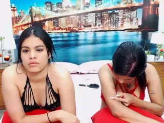 MishellFolk's Live Sex Cam Show