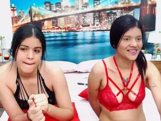 MishellFolk's Live Sex Cam Show
