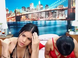 MishellFolk's Live Sex Cam Show