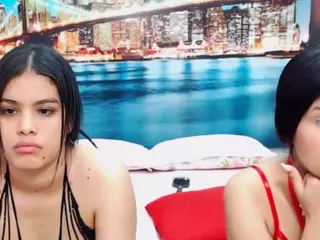 MishellFolk's Live Sex Cam Show