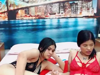 MishellFolk's Live Sex Cam Show