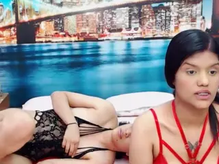 MishellFolk's Live Sex Cam Show