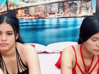 MishellFolk's Live Sex Cam Show