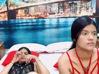MishellFolk's Live Sex Cam Show