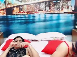 MishellFolk's Live Sex Cam Show