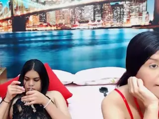 MishellFolk's Live Sex Cam Show