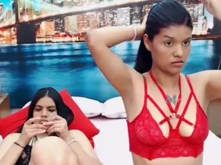 MishellFolk's Live Sex Cam Show