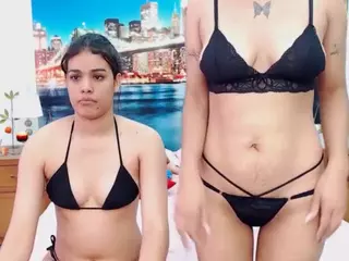 MishellFolk's Live Sex Cam Show
