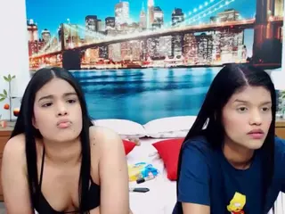 MishellFolk's Live Sex Cam Show