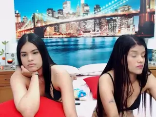 MishellFolk's Live Sex Cam Show