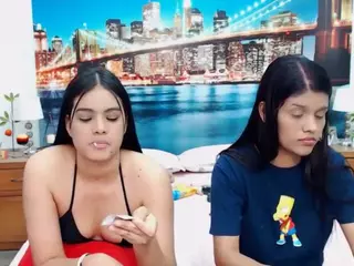 MishellFolk's Live Sex Cam Show