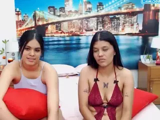 MishellFolk's Live Sex Cam Show