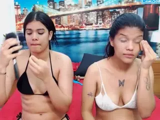 MishellFolk's Live Sex Cam Show
