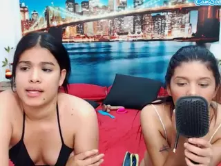 MishellFolk's Live Sex Cam Show