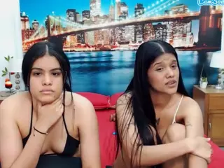 MishellFolk's Live Sex Cam Show