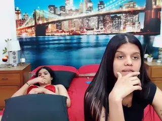 MishellFolk's Live Sex Cam Show