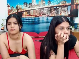 MishellFolk's Live Sex Cam Show