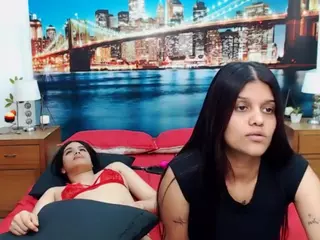 MishellFolk's Live Sex Cam Show