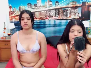 MishellFolk's Live Sex Cam Show