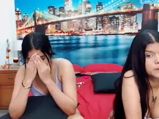 MishellFolk's Live Sex Cam Show