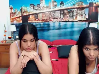 MishellFolk's Live Sex Cam Show