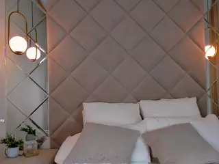 Alice's Live Sex Cam Show