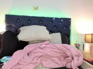 VALENTINA-LOLA's Live Sex Cam Show