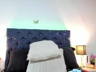 VALENTINA-LOLA's Live Sex Cam Show