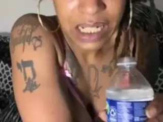 CinnaRoc's Live Sex Cam Show