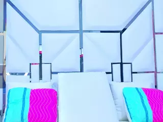 ZafiroClean's Live Sex Cam Show