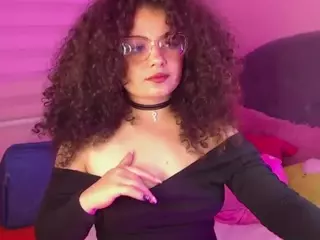 SuzieBluee's Live Sex Cam Show
