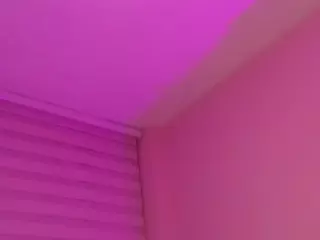SuzieBluee's Live Sex Cam Show