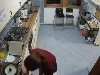 voyeurcam julmodels kitchen 2's Live Sex Cam Show