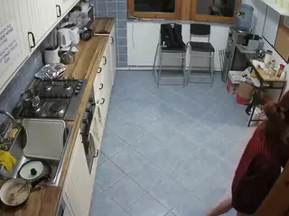 voyeurcam julmodels kitchen 2's Live Sex Cam Show