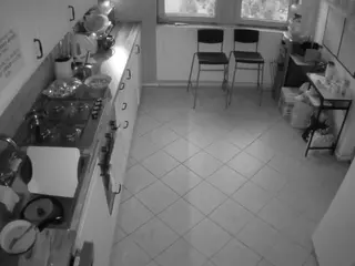 voyeurcam julmodels kitchen 2's Live Sex Cam Show