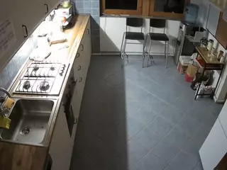 voyeurcam julmodels kitchen 2's Live Sex Cam Show