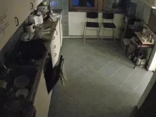 voyeurcam julmodels kitchen 2's Live Sex Cam Show