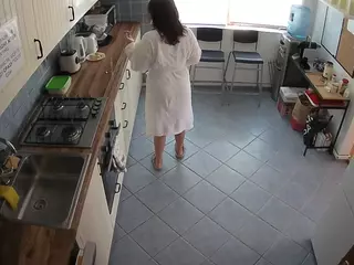 voyeurcam julmodels kitchen 2's Live Sex Cam Show