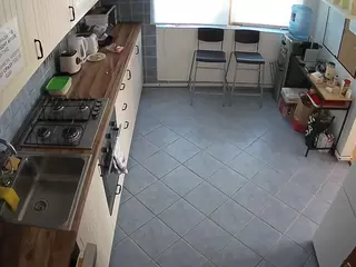voyeurcam julmodels kitchen 2's Live Sex Cam Show