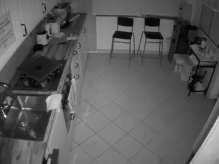 voyeurcam julmodels kitchen 2's Live Sex Cam Show