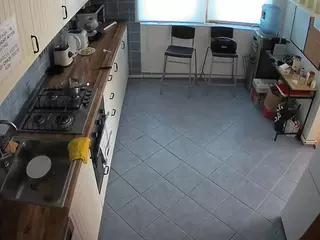 voyeurcam julmodels kitchen 2's Live Sex Cam Show