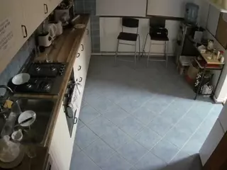 voyeurcam julmodels kitchen 2's Live Sex Cam Show