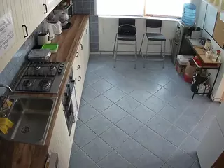 voyeurcam julmodels kitchen 2's Live Sex Cam Show